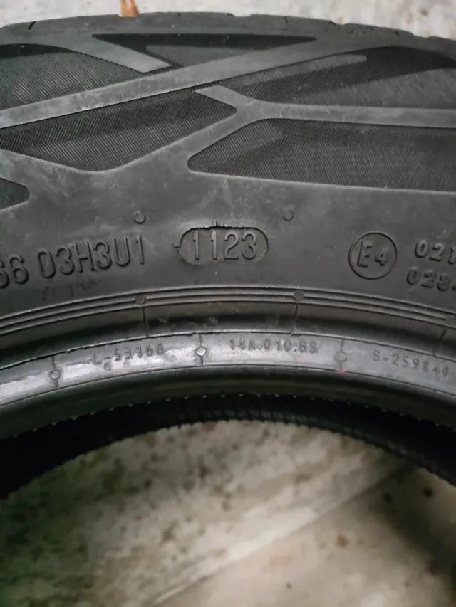 Neumáticos 205/60R16 92H Continental EcoContact 6