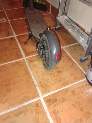 Patinete Eléctrico Esswatt Negro/Gris(no funciona)