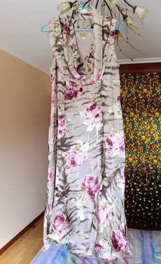 Vestido de Seda floral talla 44