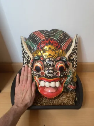 Maschere Barong Garuda indonesiane giganti in lotto