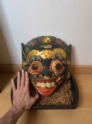 Maschere Barong Garuda indonesiane giganti in lotto