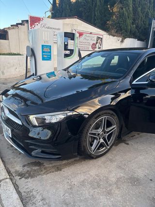 Mercedes-Benz Clase A 200 AMG Negro