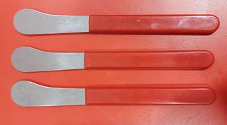 Set 6 Cuchillos Untar Mango Rojo