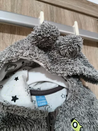 Chaqueta niño peluche con capucha