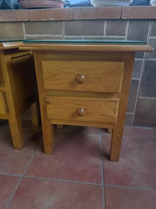Mesita de noche madera y cristal