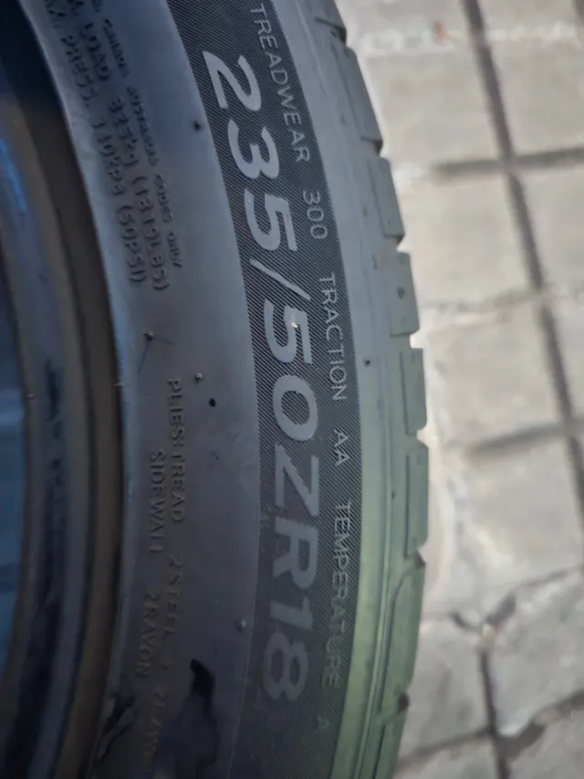 Hankook 235/50/18 101Y