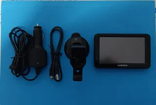 Navegador Garmin 2445 LM