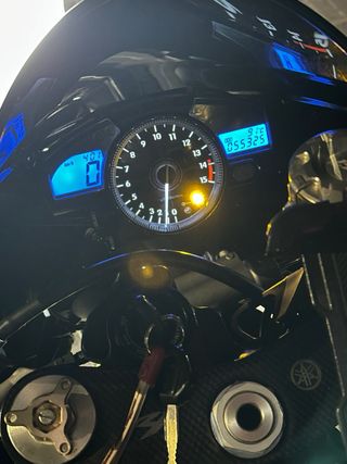 Yamaha R1 2005 Negra/Plata
