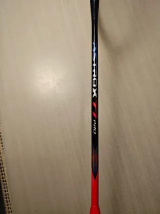 Raqueta Bádminton Yonex Astrox 77 Pro