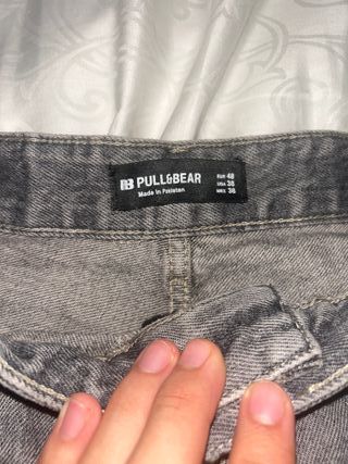 Pantalón corto vaquero Pull&Bear gris