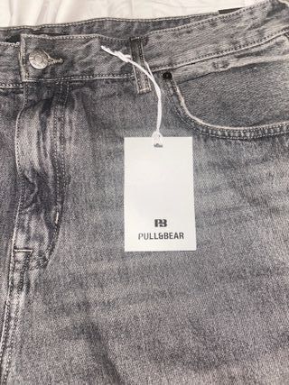Pantalón corto vaquero Pull&Bear gris