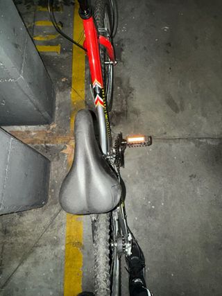 Vendo 2 Bicicleta de montaña roja