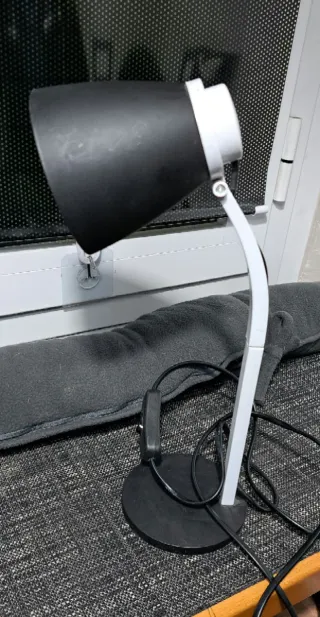 Lampada da scrivania metallo e plastica