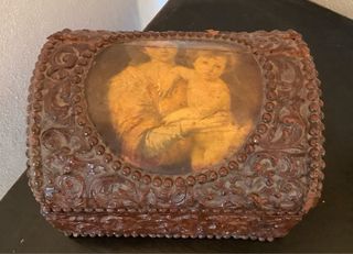 Caja joyero antigua con imagen Virgen y Niño Jesús