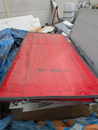 Lote de portones traseros de carrocería