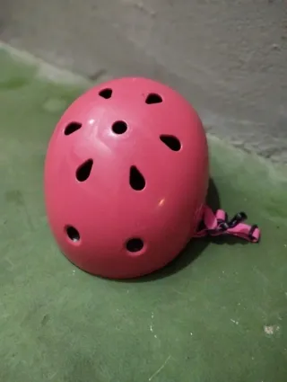 Juego Patines 4 Ruedas + Bolsa y Protecciónes