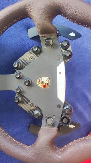 Volante Porsche + Base Fanatec