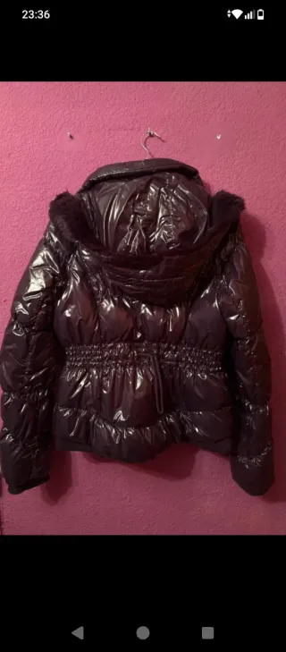 Cazadora Naf Naf morada brillante