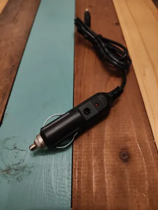 Adaptador Coche 12V 2A