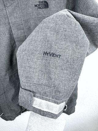Chaqueta The North Face HyVent Forrada Impermeable