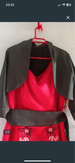 Vestido fiesta rojo con bolero negro