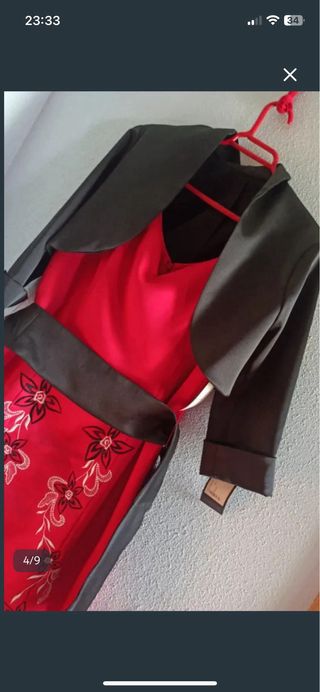 Vestido fiesta rojo con bolero negro