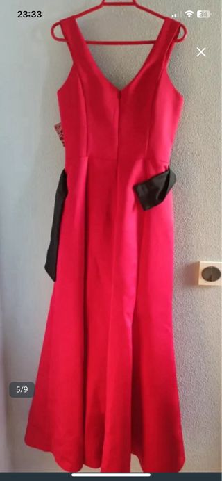 Vestido fiesta rojo con bolero negro