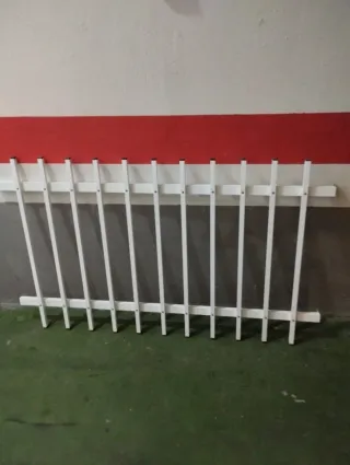 Reja de aluminio blanca