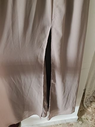 Abito da cerimonia beige e nero