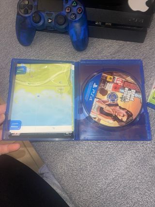 Consola PS4 500GB + 3 Juegos