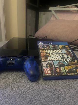Consola PS4 500GB + 3 Juegos