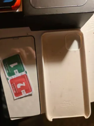 iPhone 11 Pro Max 256GB Rojo