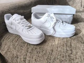 Zapatillas AF1 casual blancas