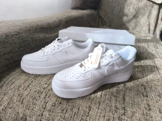 Zapatillas AF1 casual blancas