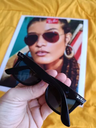 Gafas de sol Ray-Ban Wayfarer negras