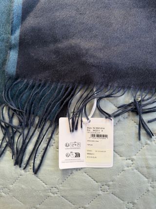 Bufanda Ferragamo Azul Marino y Petróleo