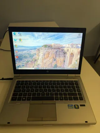 HP EliteBook 8460P Intel i5 vPro