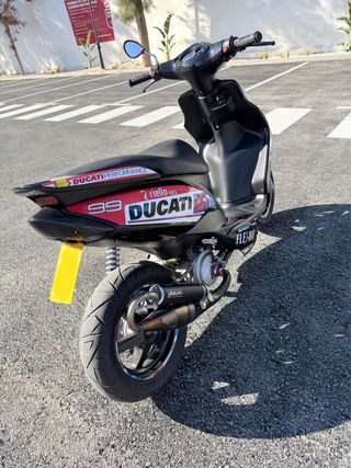 Yamaha Jog RR Negra/Roja