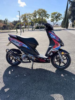 Yamaha Jog RR Negra/Roja