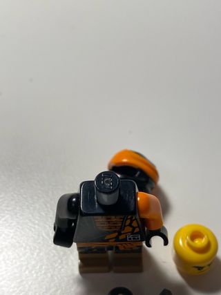 Lego Ninjago Cole - Hombrera Naranja
