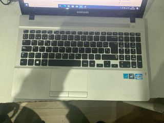 Samsung 270E con 16 gigas de RAM