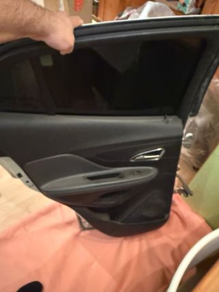 Puerta trasera  izquierda Opel Mokka