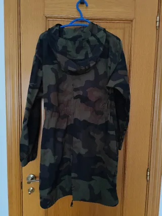 Parka Cortavientos Camuflaje Zara