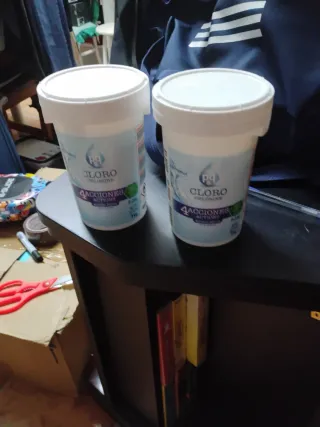 Piscina Bestway 3.05m más 2 botes de pastillas