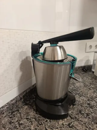 Cecotec Exprimidor Eléctrico Brazo