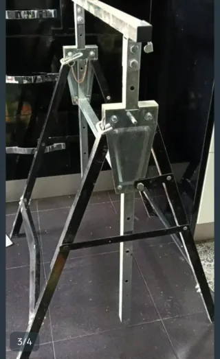 Caballete Plegable Metálico