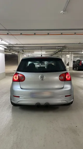 Volkswagen Golf GTI MK5
