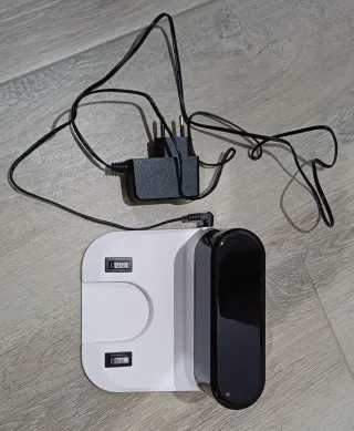 Robot aspirapolvere e lavapavimenti Laresar