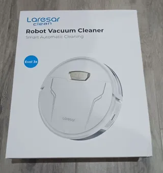 Robot aspirapolvere e lavapavimenti Laresar