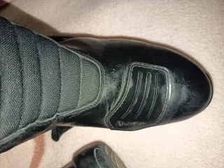 Botas de moto negras usadas 3 veces